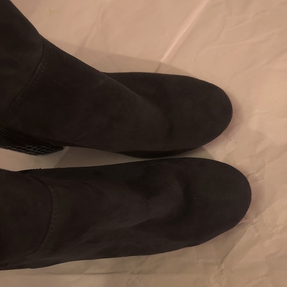 Michael Michael Kors "Arabelle" Gray and Black Ankle Boot in Size 6.5 M - Picture 10 of 13